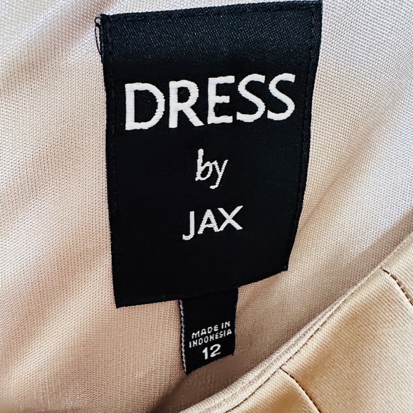 Dress by Jax sz 12 gold - Picture 2 of 3